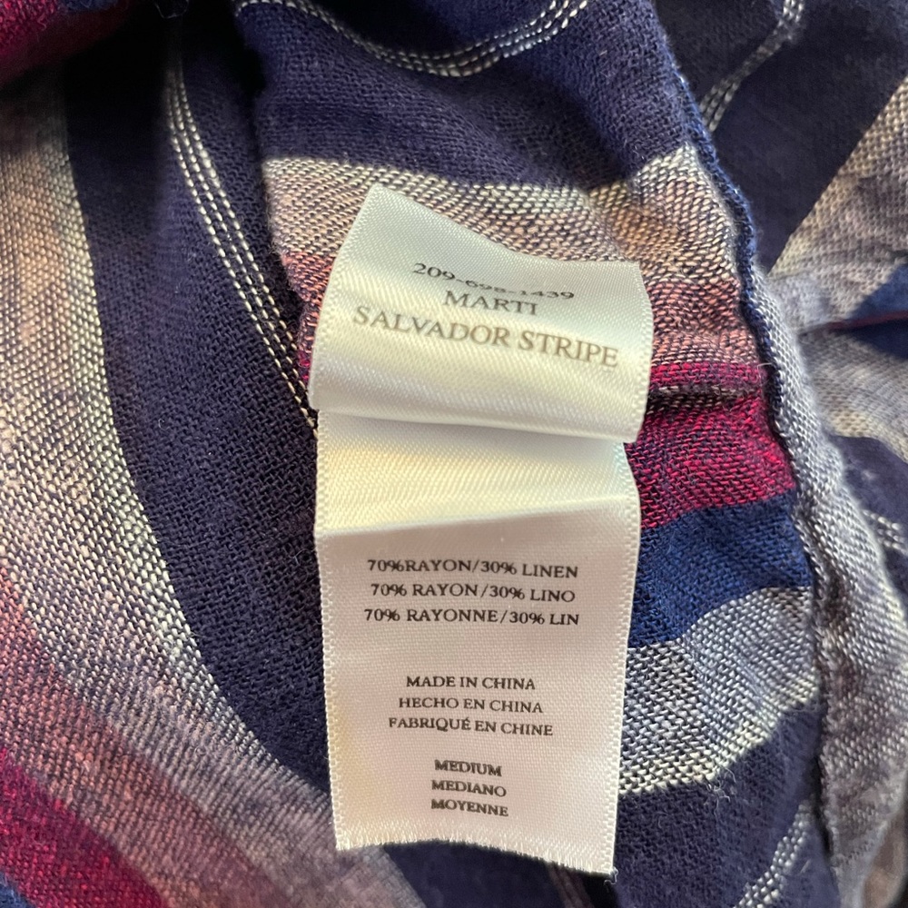 Rails Salvador Stripe Button Up Top. Size Medium - image 7